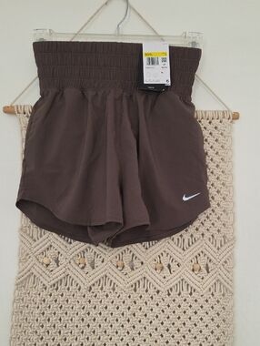 Nike Women's Chocolate Brown Elastic-Waist Athletic Shorts